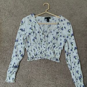 Vintage flowy long sleeve floral blouse with button design & cinched waist